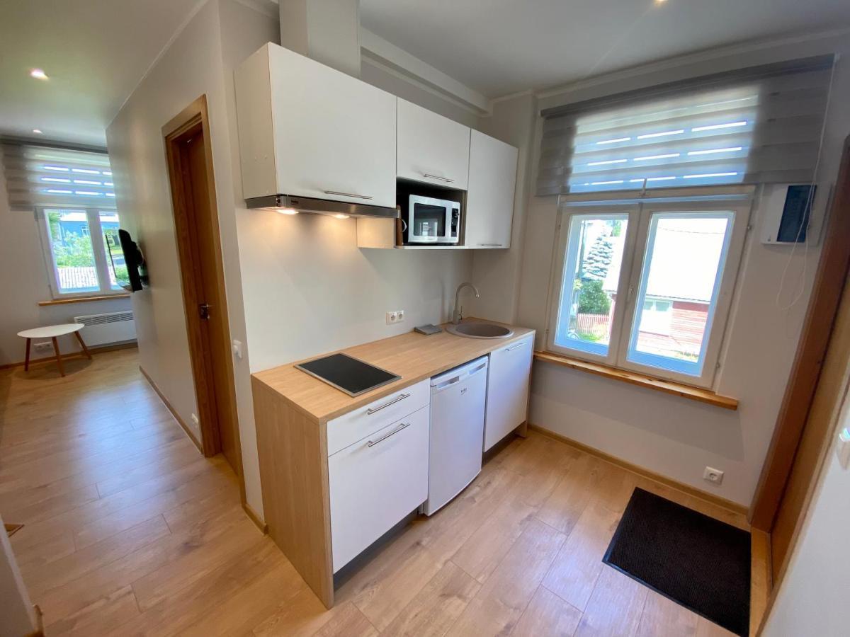 Jon'S 2 Apartments Pärnu Extérieur photo
